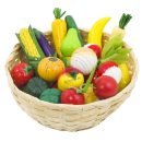 Koszyk pełen zakupów - warzywa i owoce